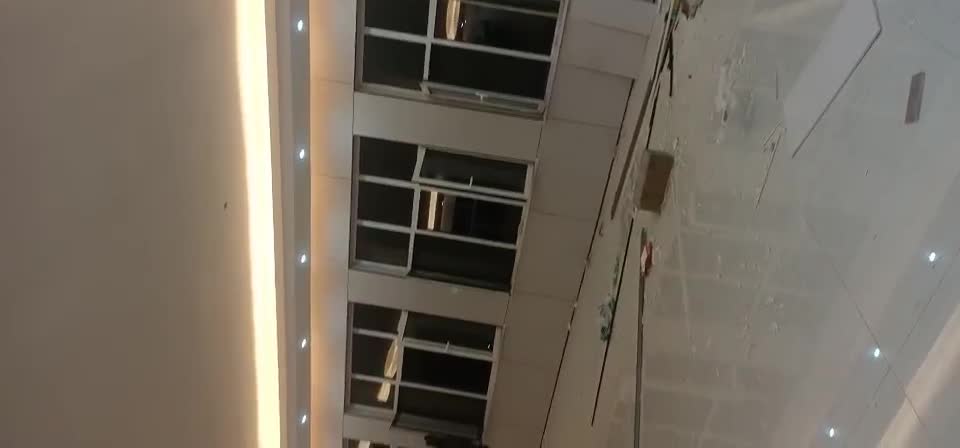 正在施工現(xiàn)場拍攝
